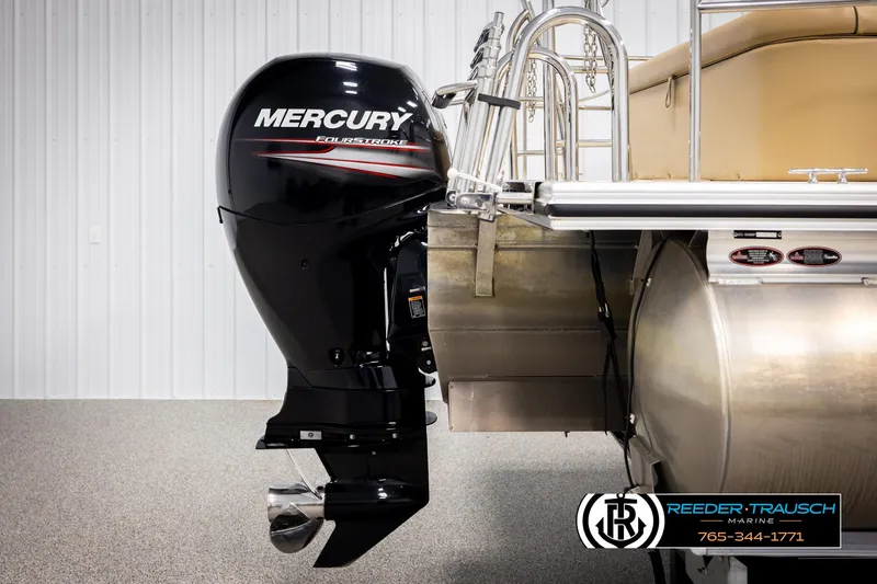 Slide: The Image of Harris Cruiser 220 2017 - 47