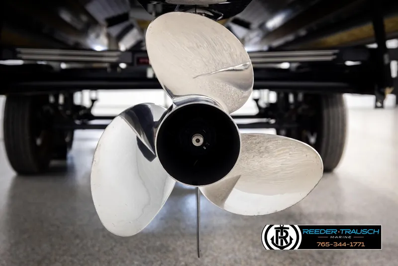 Slide: The Image of Harris Cruiser 220 2017 - 50