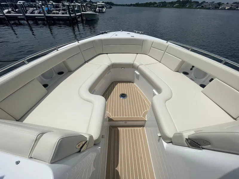 Slide: The Image of 2025 MJM 3 boat with spacious seating area and elegant design. - 10