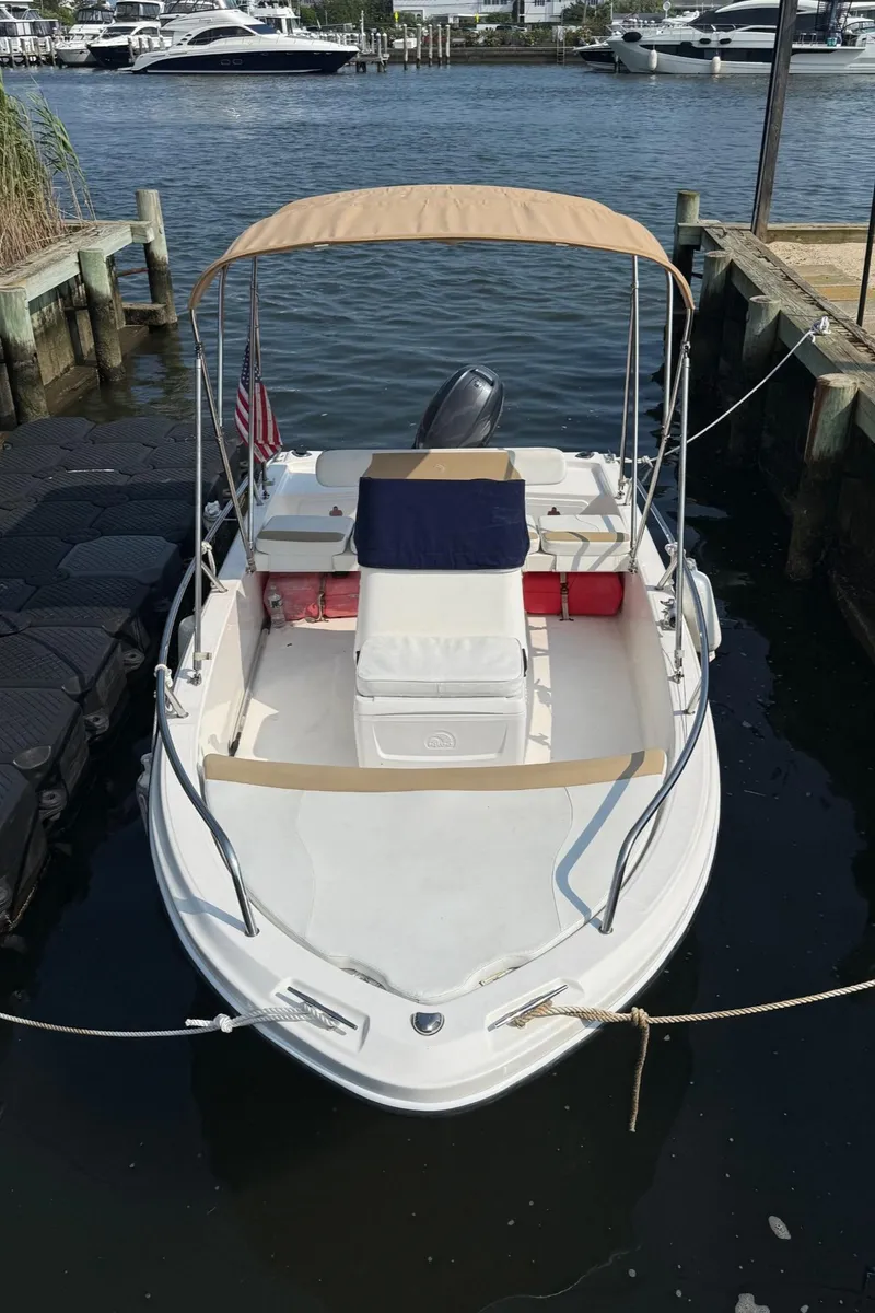 Slide: The Image of Edgewater 158CS 2014 - 3