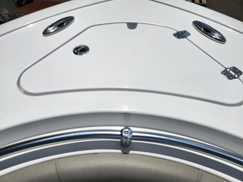 Slide: The Image of Sportsman Heritage 231 Center Console 2026 - 10