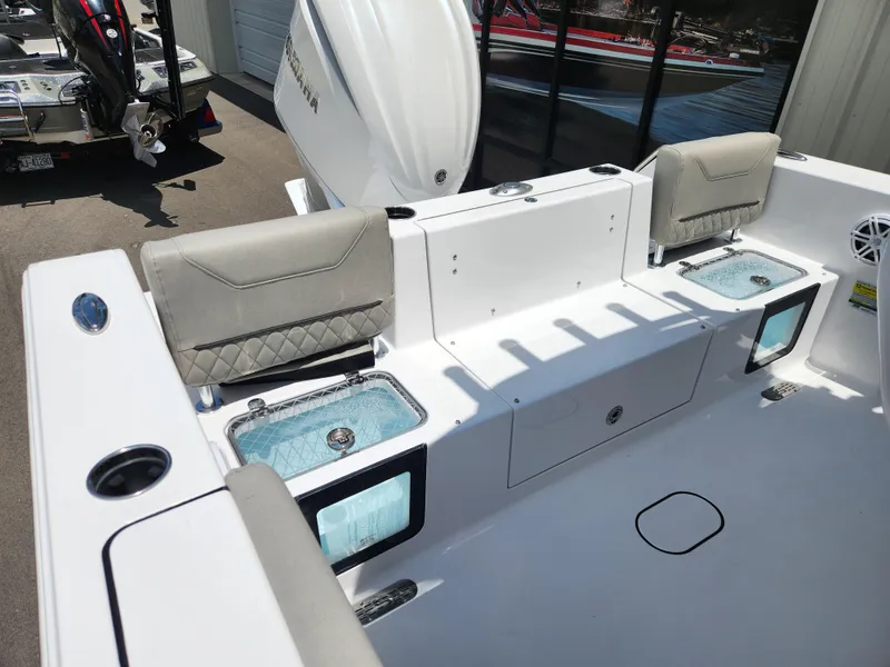 Slide: The Image of Sportsman Heritage 231 Center Console 2026 - 20