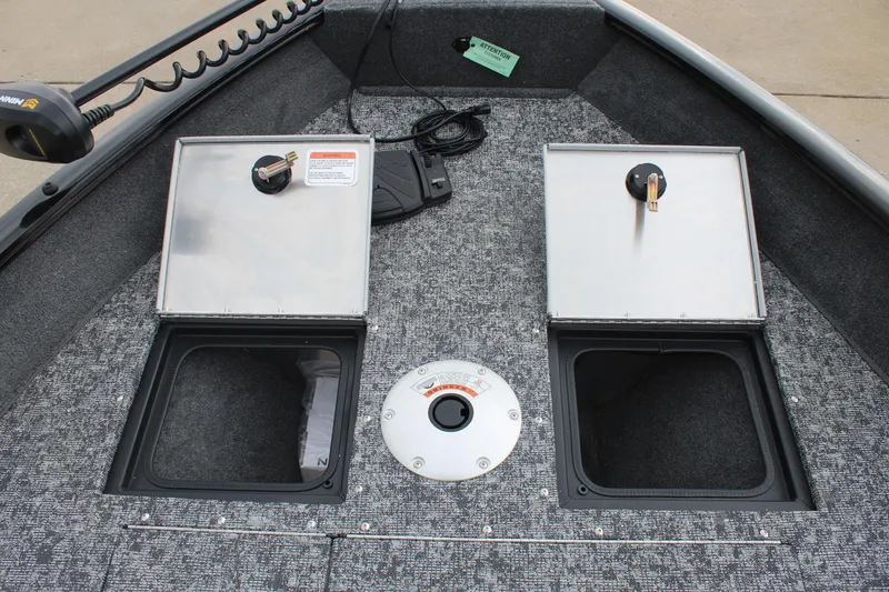 Slide: The Image of Tracker Pro Guide V-16 SC 2026 - 15