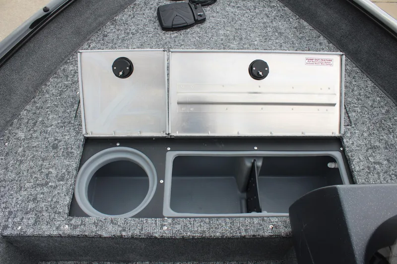 Slide: The Image of Tracker Pro Guide V-16 SC 2026 - 16