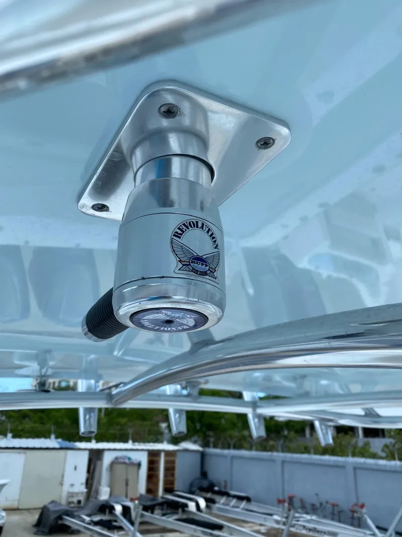 Slide: The Image of 2017 Contender 35 Tournament boat with mounted Revolution outrigger base. - 23