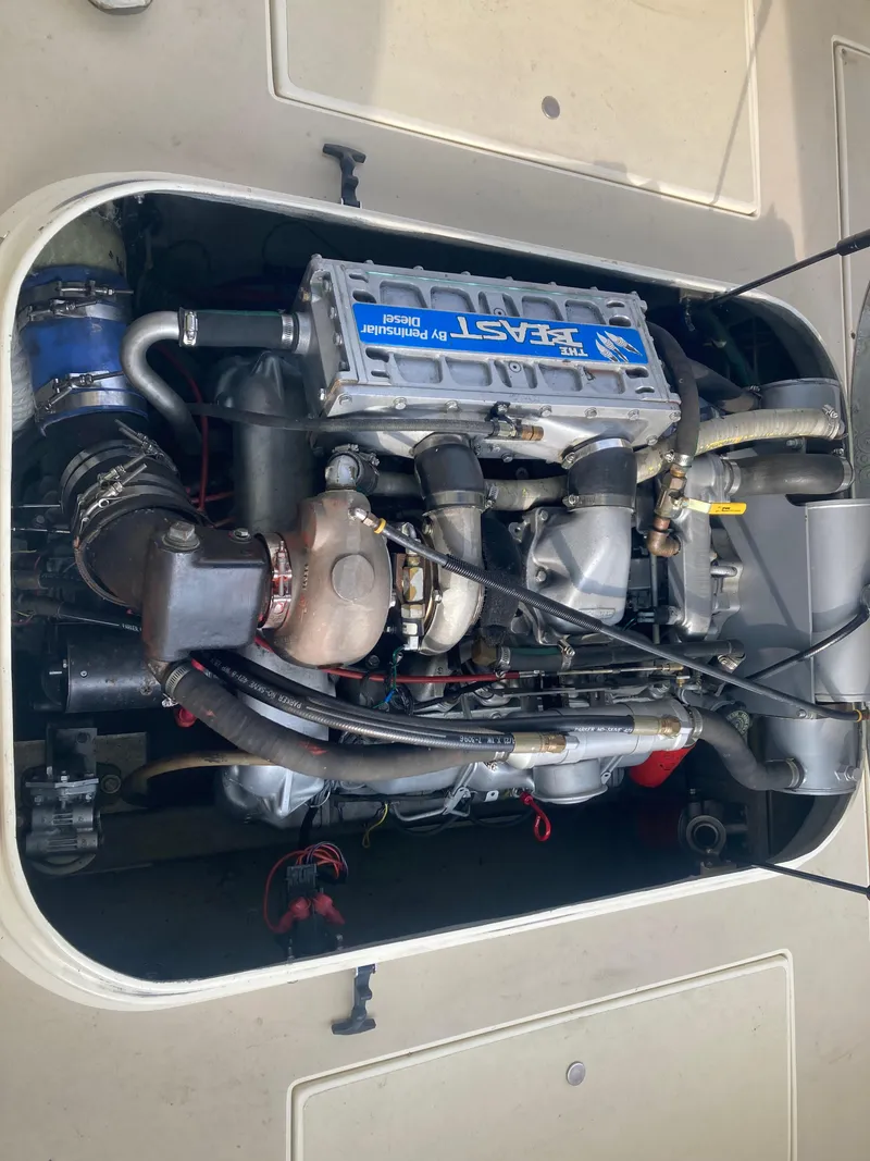 Slide: The Image of GM diesel very clean - 24