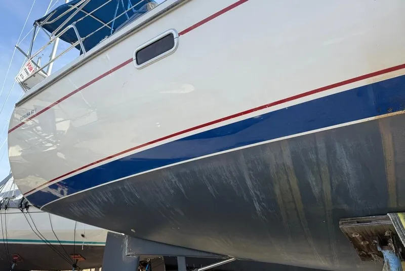 Slide: The Image of CATALINA 42' MK 2 - 24