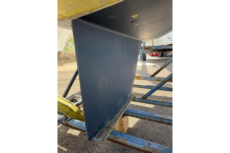 Slide: The Image of CATALINA 42' MK 2 - 25