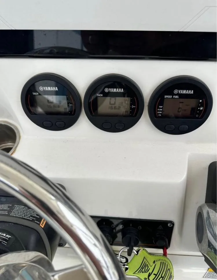 Slide: The Image of Yamaha gauges on 2021 Sea Fox 268 Commander boat dashboard. - 7