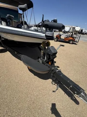 Slide: The Image of Ranger Z520 2009 - 6