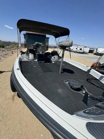 Slide: The Image of Ranger Z520 2009 - 7