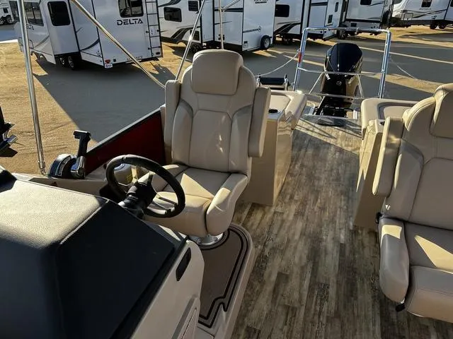 Slide: The Image of Crest Caribbean LX 250 SLRC CP3 2024 - 16