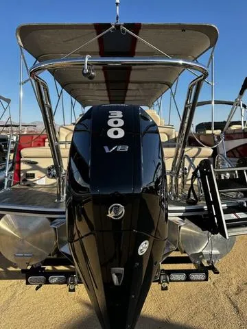 Slide: The Image of Crest Caribbean LX 250 SLRC CP3 2024 - 3