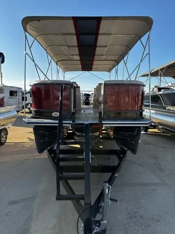 Slide: The Image of Crest Caribbean LX 250 SLRC CP3 2024 - 5