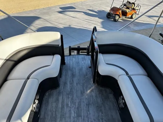 Slide: The Image of Crest Caribbean RS 250 SLRC CP3 2024 - 12