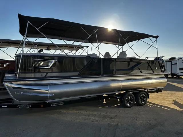 Slide: The Image of Crest Caribbean RS 250 SLRC CP3 2024 - 6