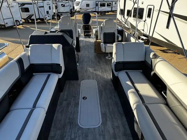 Slide: The Image of Crest Caribbean RS 250 SLRC CP3 2024 - 9