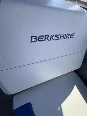 Slide: The Image of Berkshire 23RFX STS 2022 - 19