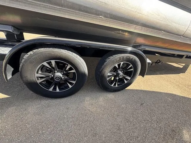 Slide: The Image of Berkshire 23RFX STS 2022 - 20