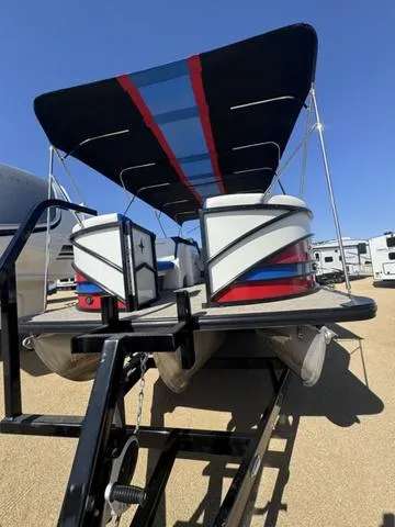 Slide: The Image of Berkshire 23RFX STS 2022 - 5