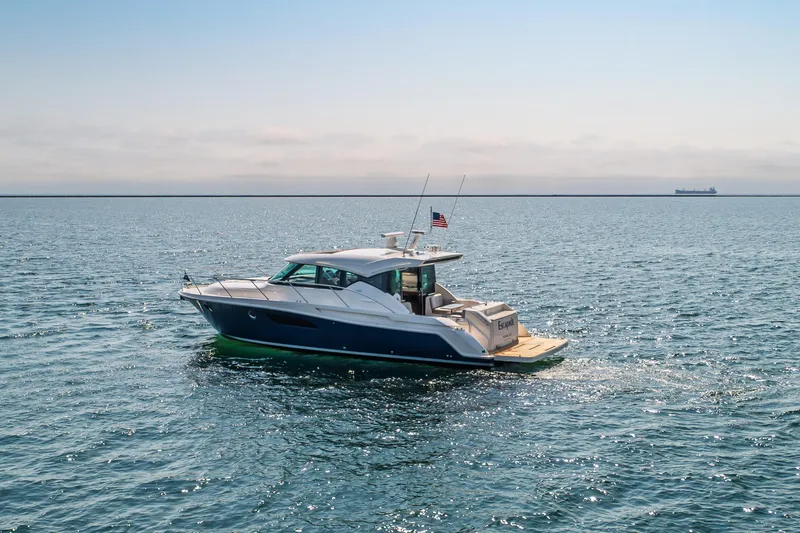 Slide: The Image of Tiara C44 Coupe 2017 - 127