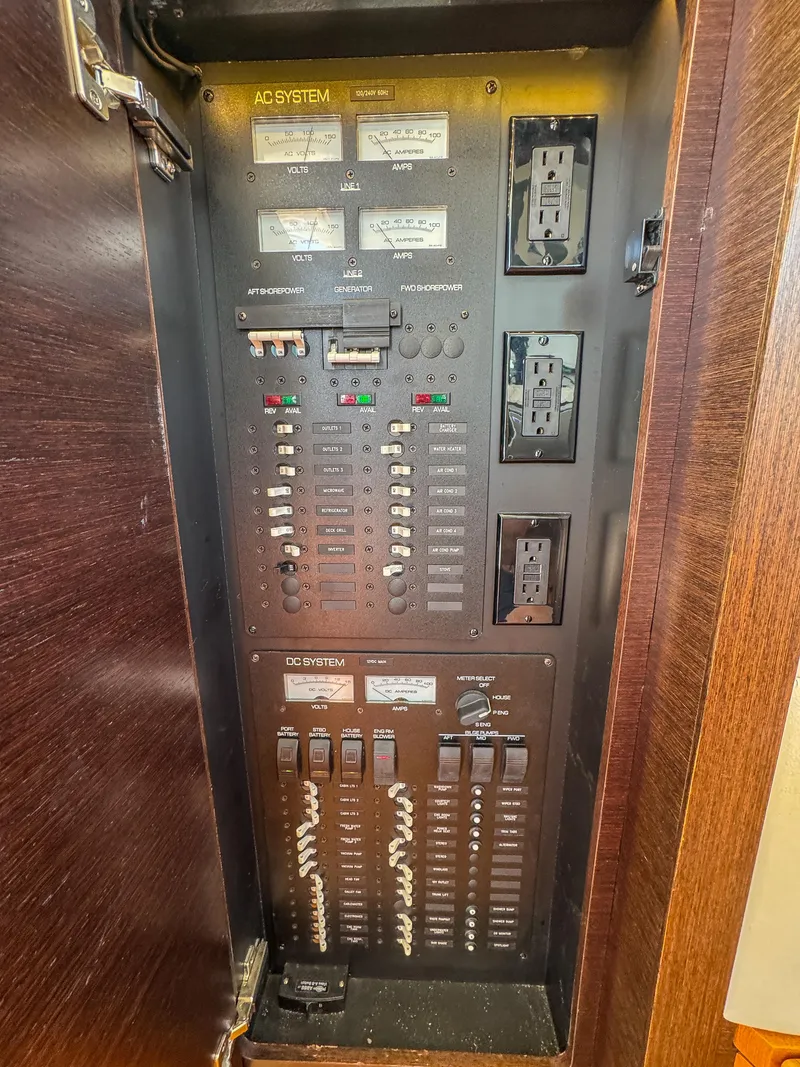 Slide: The Image of Tiara C44 Coupe 2017 - 131