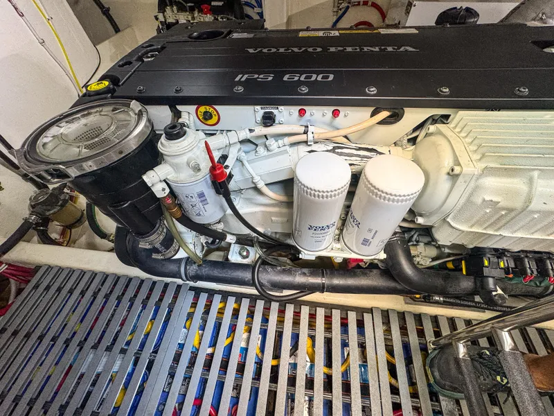 Slide: The Image of Tiara C44 Coupe 2017 - 146