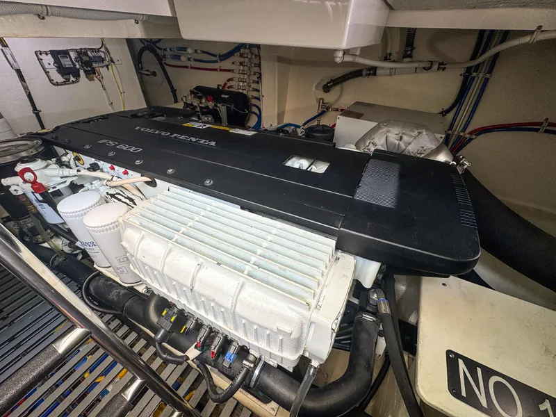 Slide: The Image of Tiara C44 Coupe 2017 - 148