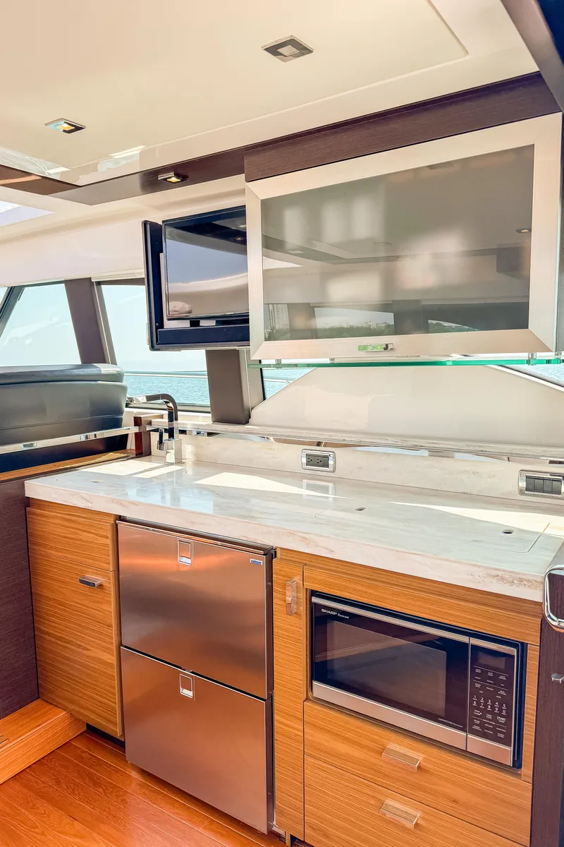 Slide: The Image of Tiara C44 Coupe 2017 - 52