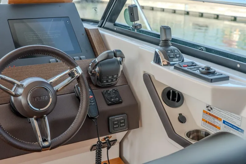 Slide: The Image of Tiara C44 Coupe 2017 - 56