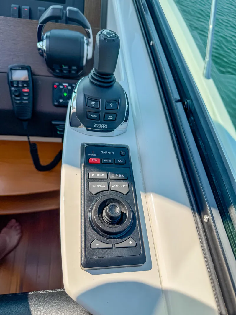 Slide: The Image of Tiara C44 Coupe 2017 - 60