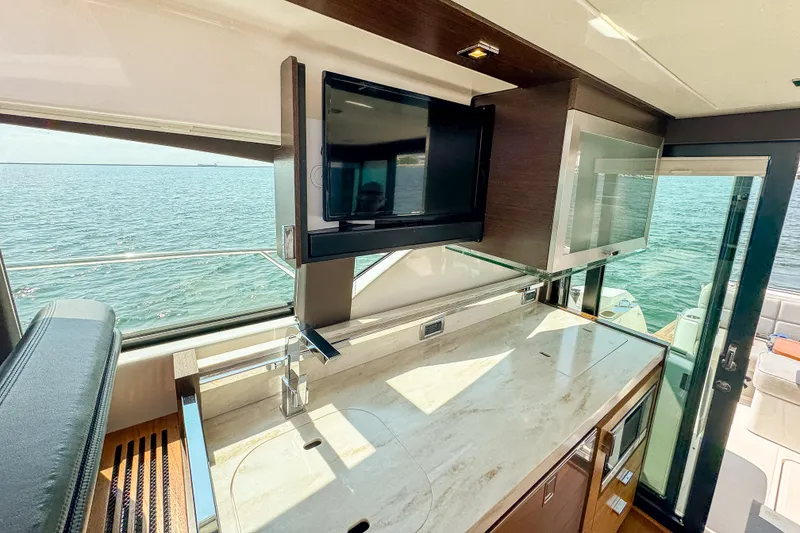 Slide: The Image of Tiara C44 Coupe 2017 - 63