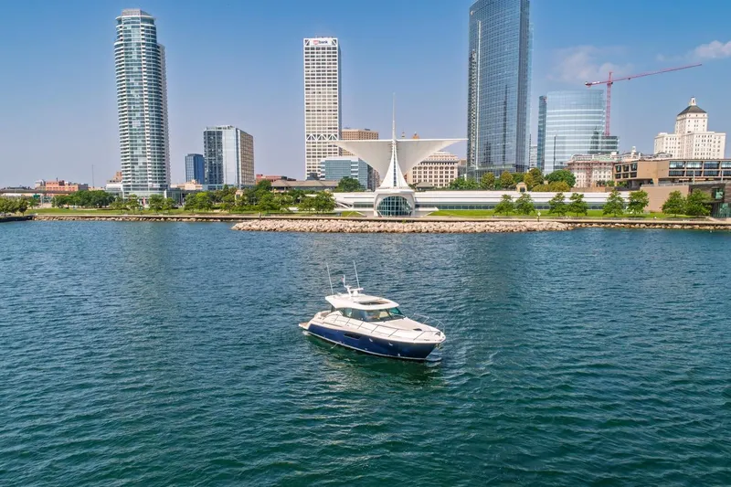 Slide: The Image of Tiara C44 Coupe 2017 - 84