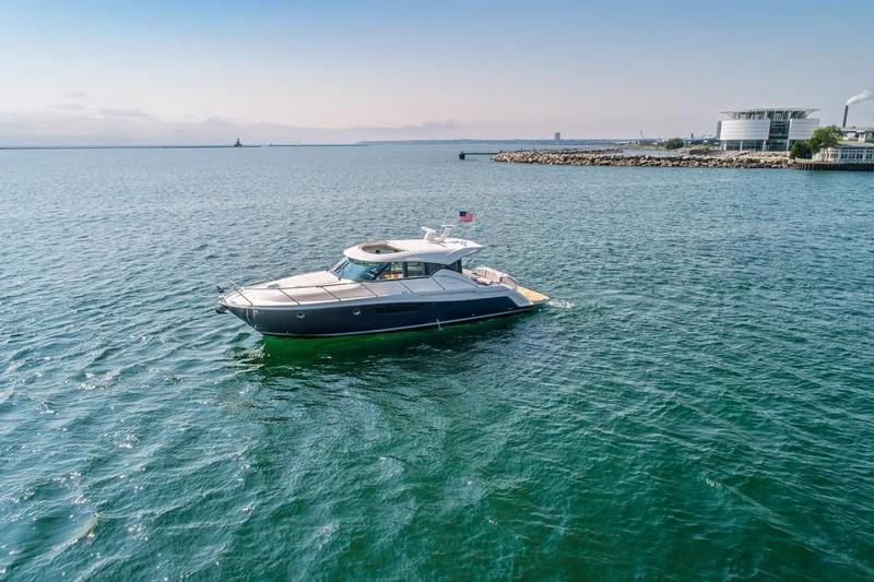 Slide: The Image of Tiara C44 Coupe 2017 - 98