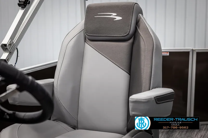 Slide: The Image of Bennington 21 SL 2025 - 34