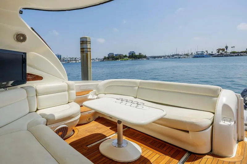 Slide: The Image of Luxurious seating area on a 2000 Sea Ray 510 Sundancer yacht with ocean view. - 23