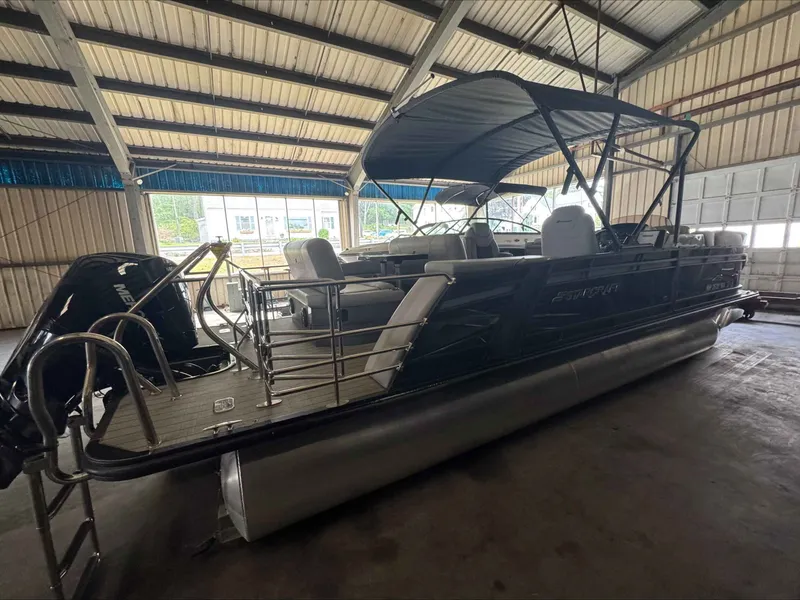 Slide: The Image of Starcraft CX 23DL 2023 - 3