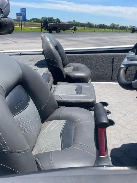 Slide: The Image of Bass Tracker Pro Team 195 2019 - 7