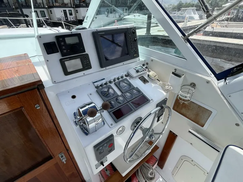 Slide: The Image of Hatteras Coastal Cruiser 1971 - 13