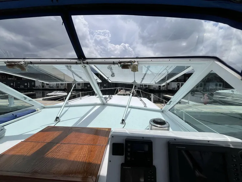 Slide: The Image of Hatteras Coastal Cruiser 1971 - 16