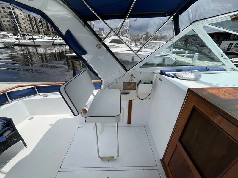 Slide: The Image of Hatteras Coastal Cruiser 1971 - 17