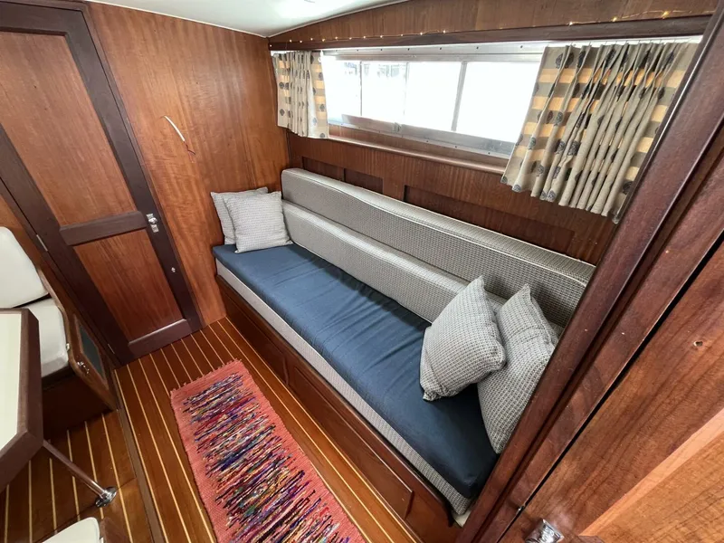 Slide: The Image of Hatteras Coastal Cruiser 1971 - 23