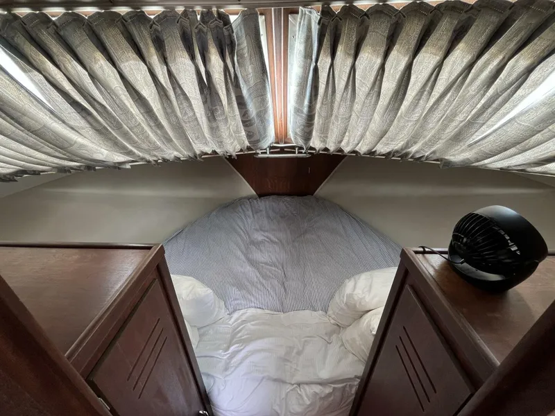 Slide: The Image of Hatteras Coastal Cruiser 1971 - 24