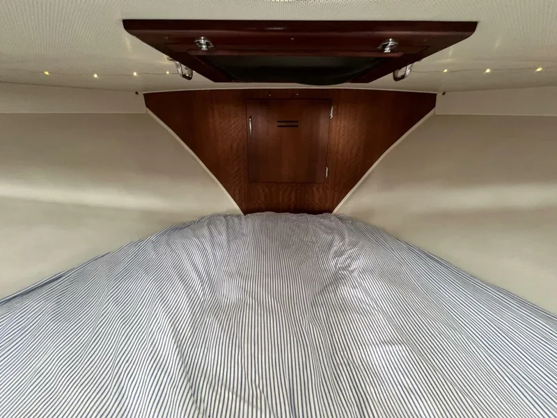 Slide: The Image of Hatteras Coastal Cruiser 1971 - 25