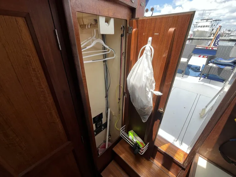 Slide: The Image of Hatteras Coastal Cruiser 1971 - 35