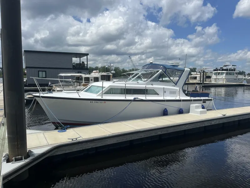 Slide: The Image of Hatteras Coastal Cruiser 1971 - 6