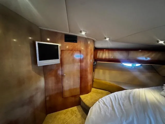 Slide: The Image of Regal Commodore 4260 2004 - 58