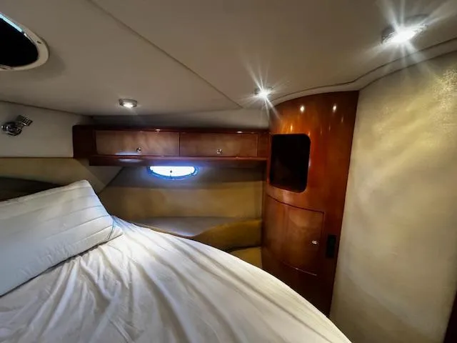 Slide: The Image of Regal Commodore 4260 2004 - 64