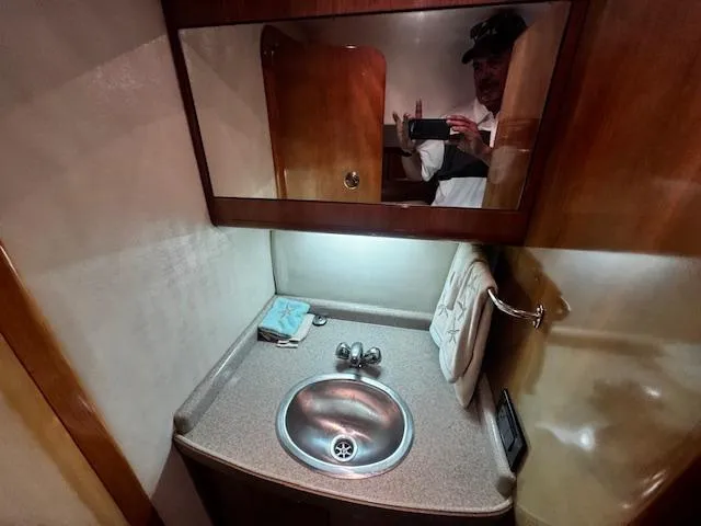 Slide: The Image of Regal Commodore 4260 2004 - 66