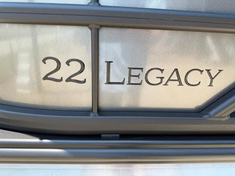 Slide: The Image of Bentley Pontoons Legacy 223 Navigator 2026 - 12